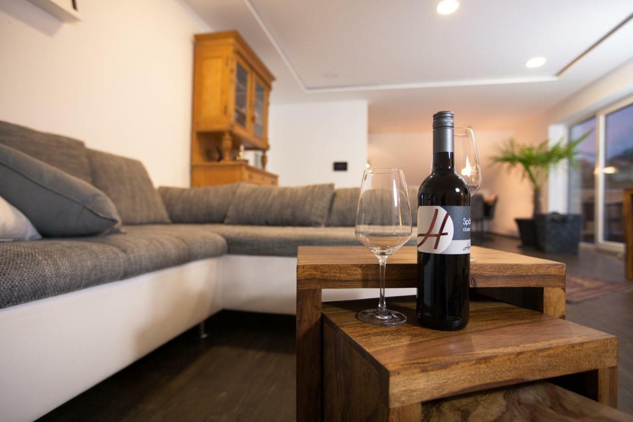 Dorf Alm Ferienwohnung Schwalmtal  ภายนอก รูปภาพ